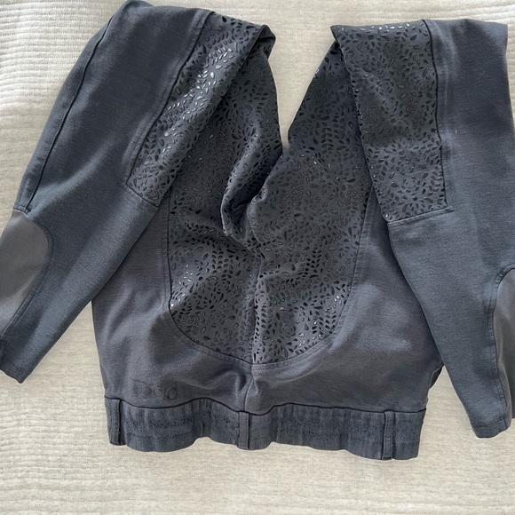 Women’s Piper (by Smartpak) full seat grippy breeches. Gray. - Picture 3 of 3